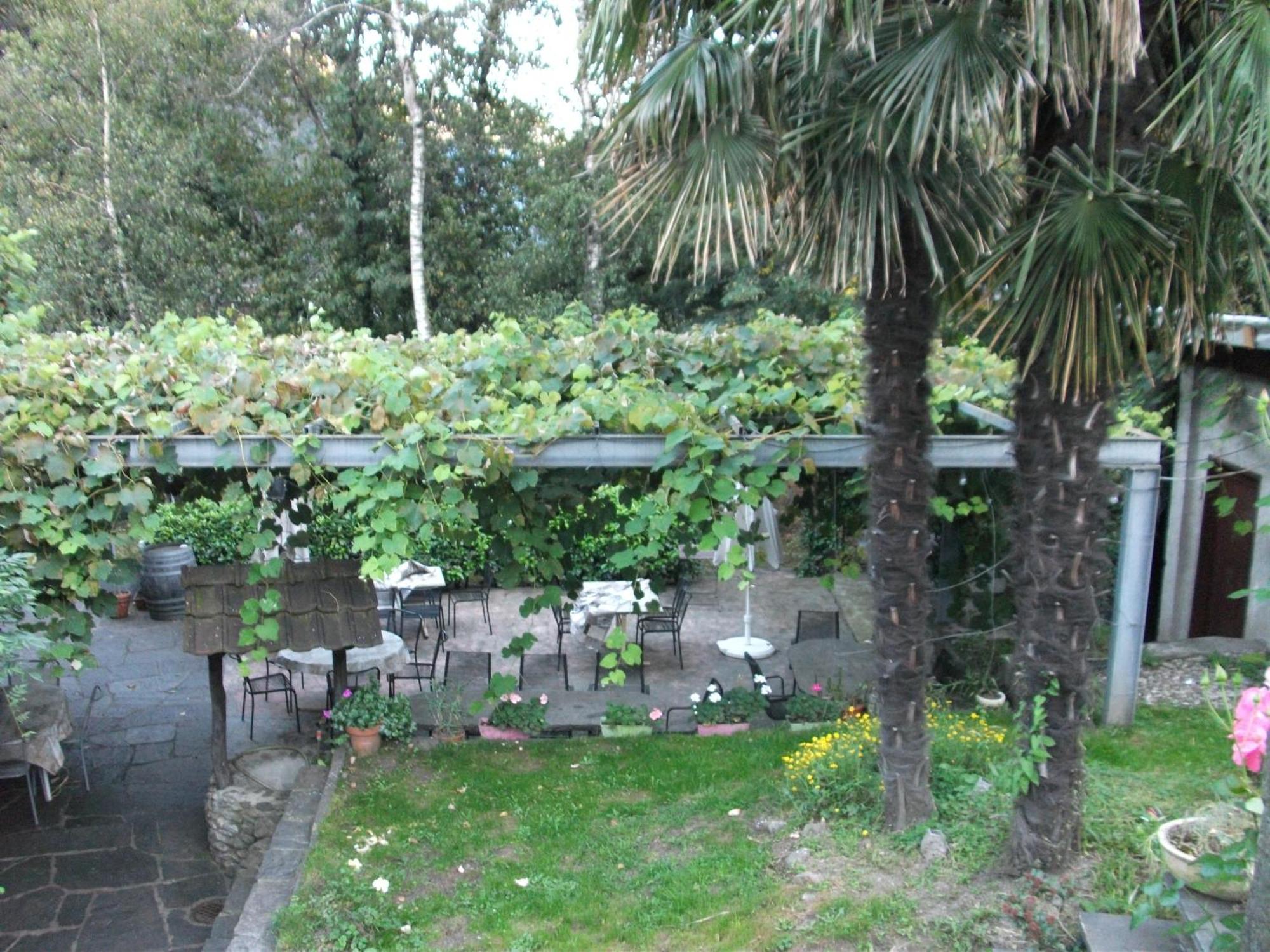 Grotto Pergola Bed and Breakfast Giornico Buitenkant foto